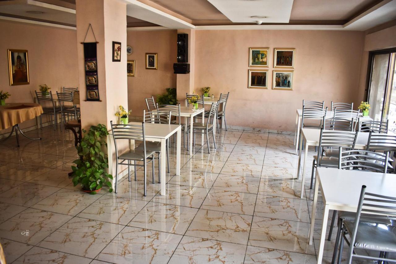 Rafi Hotel Amman Exterior photo