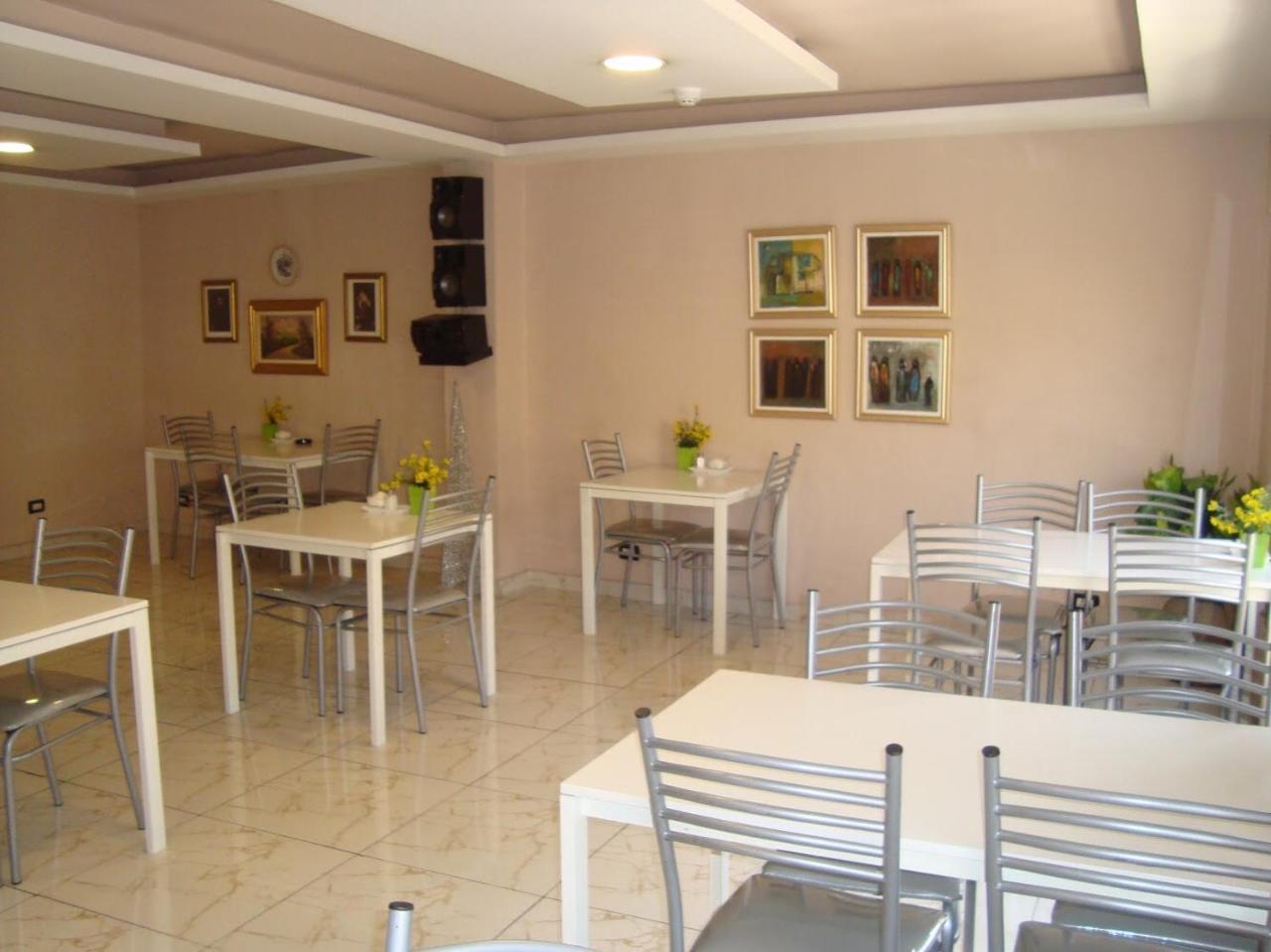 Rafi Hotel Amman Exterior photo
